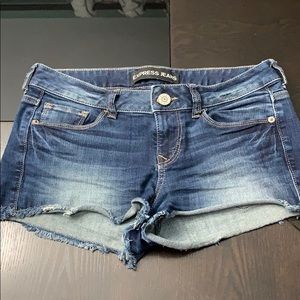 Express jean shorts with frayed hem